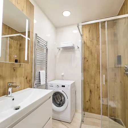 Karlova Twelve Deluxe * Prag