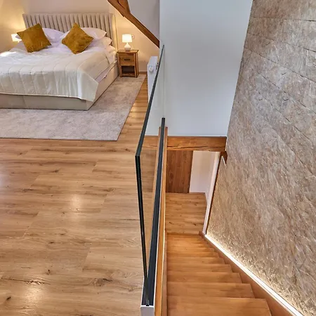 Apartment Karlova Twelve Deluxe